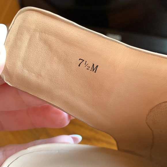 Charles by Charles David Heels - Picture 5 of 10